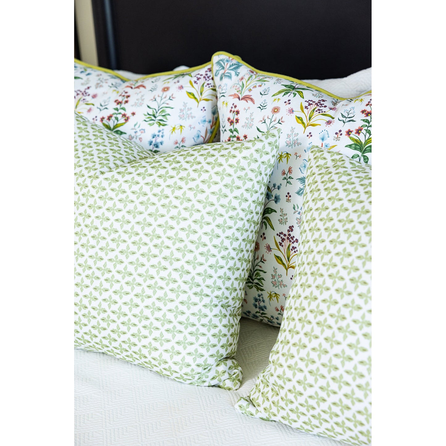 Meadow Multi Fabric - White