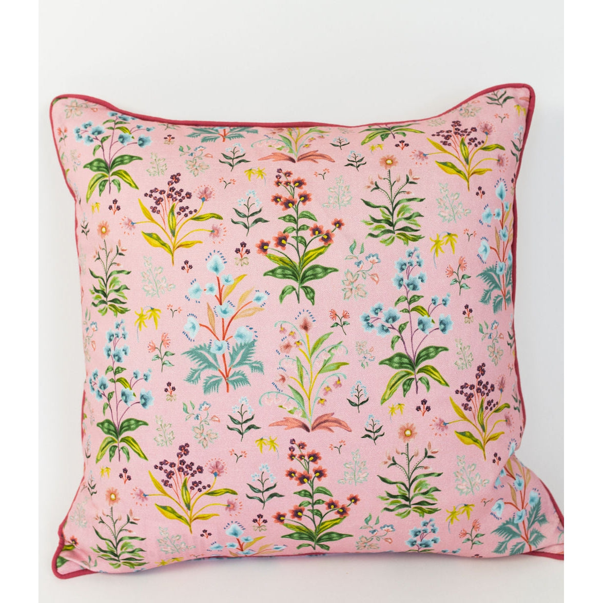 Perfect Petals 18x18 Inch Pillow *P, PL-208B