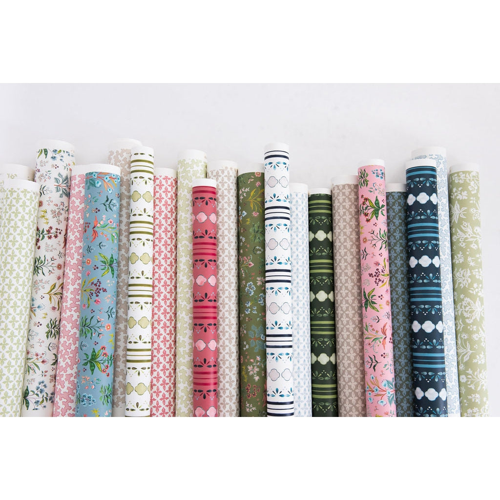Meadow Multi Wallpaper - Petal