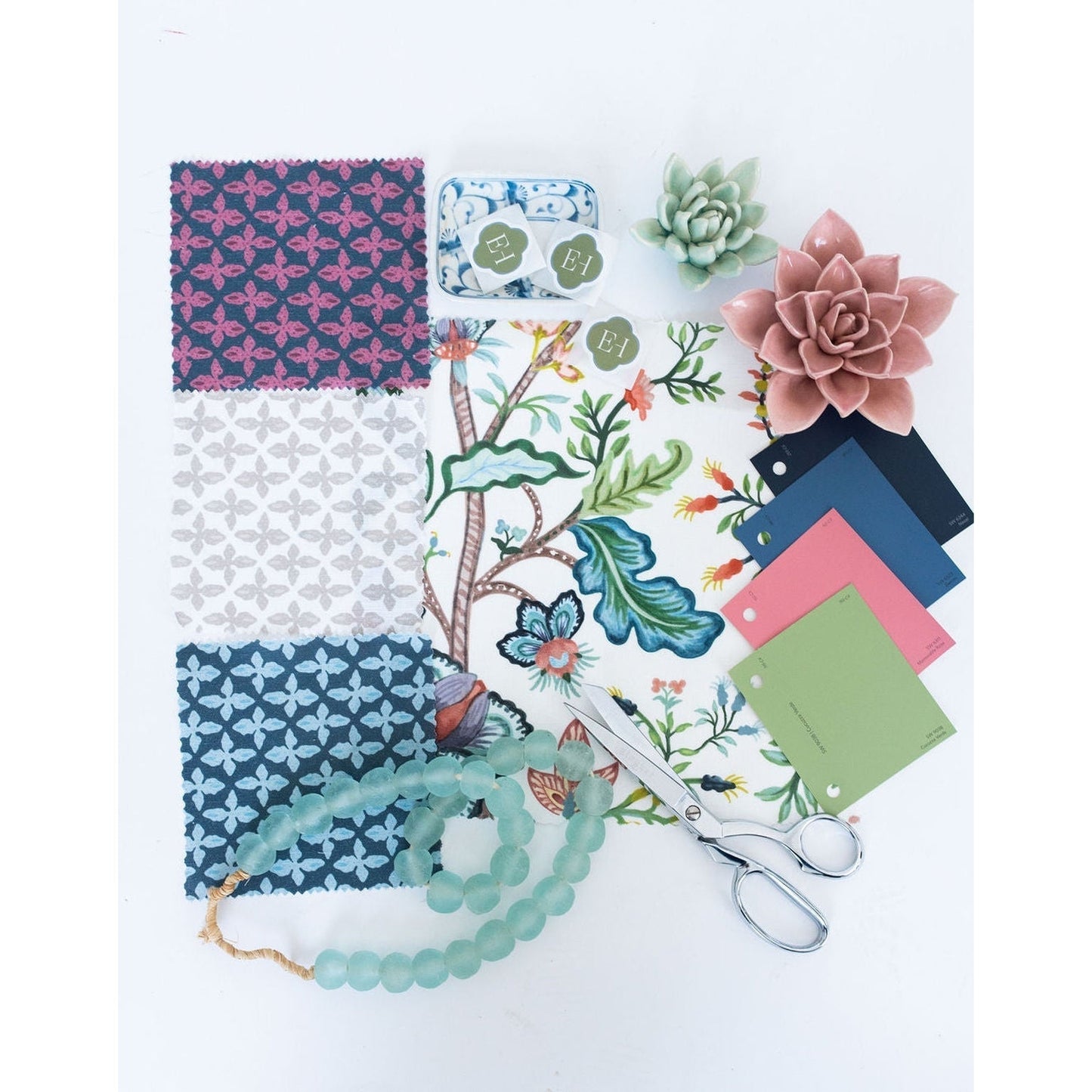 Vera Vine Fabric - White