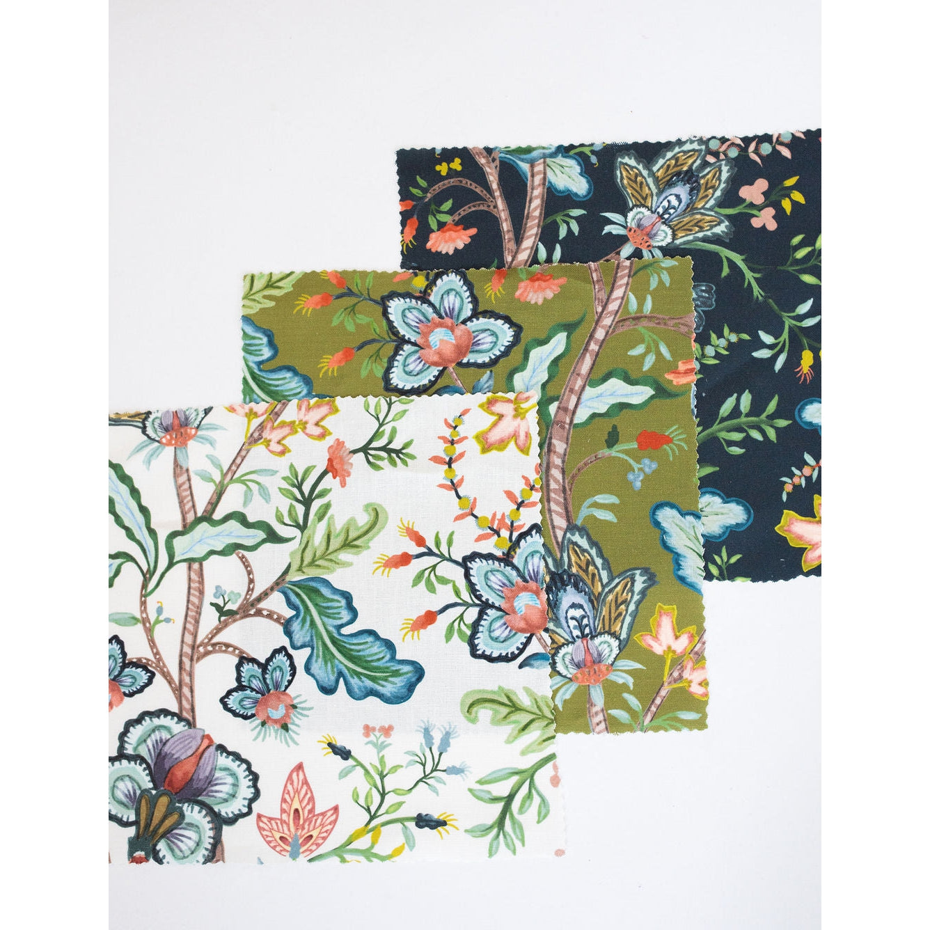 Vera Vine Fabric - White
