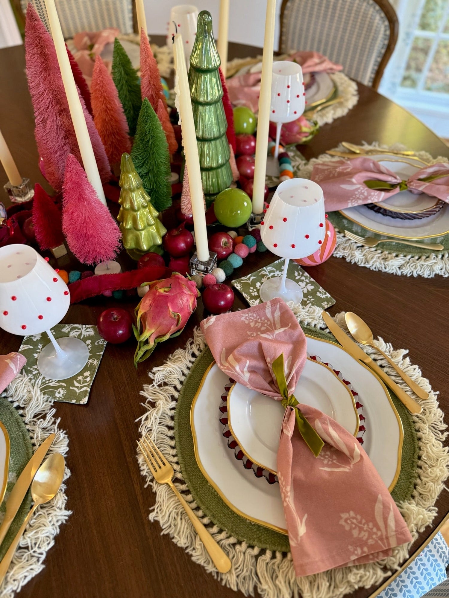 Holiday Hosting, the Elliston House Way