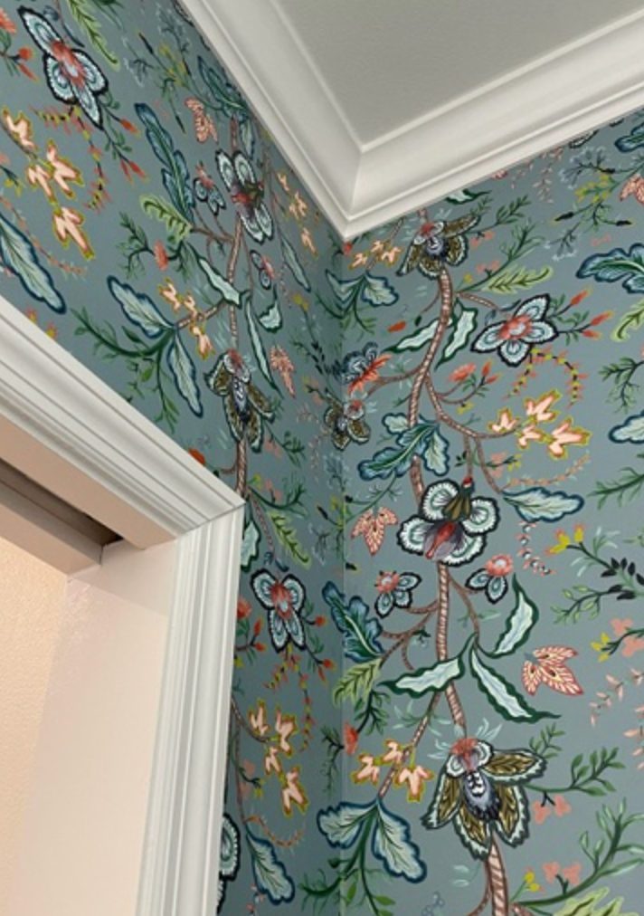 Vera Vine Wallpaper - House Blue