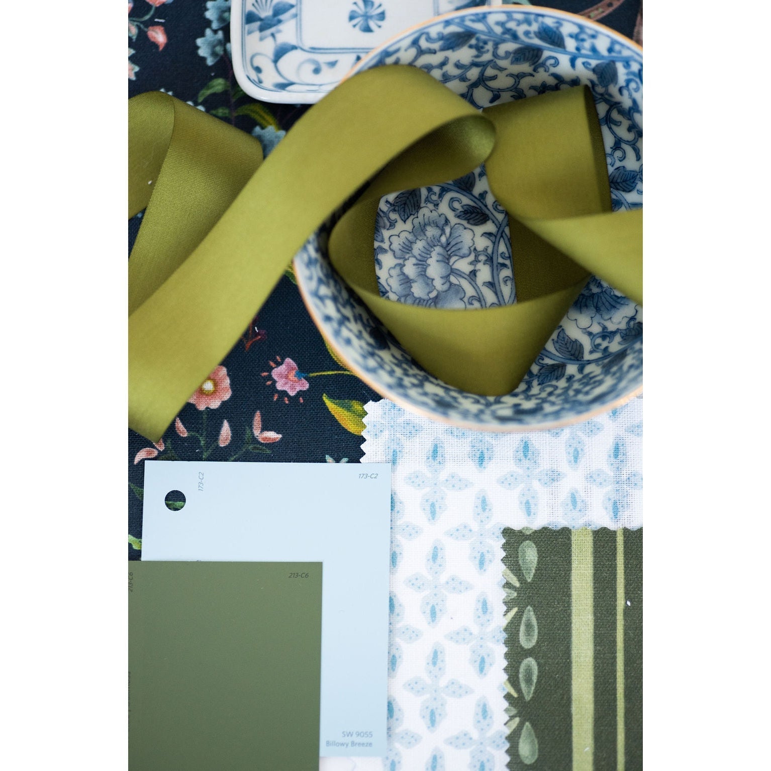 Stratford Fabric - Fern