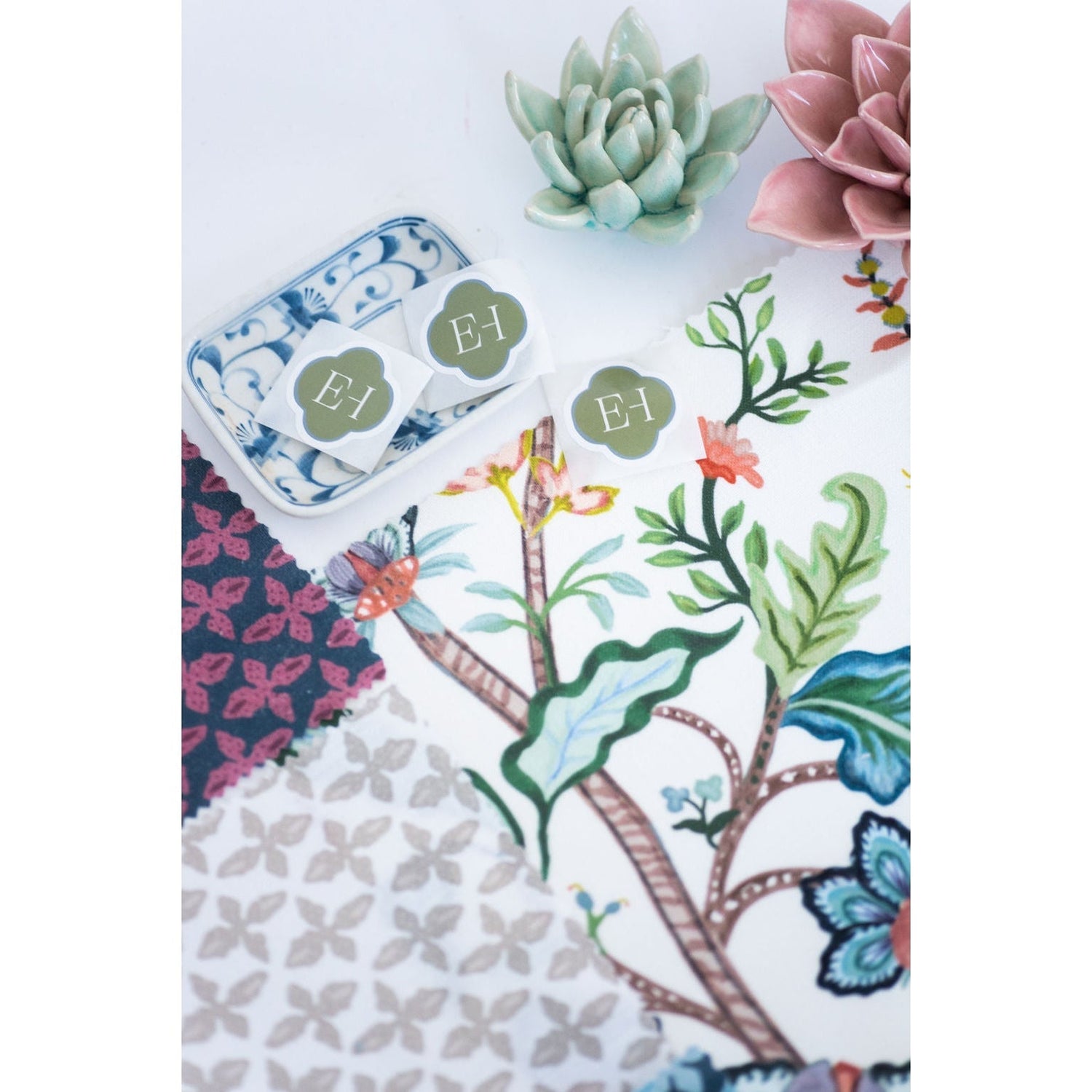 Vera Vine Fabric - White