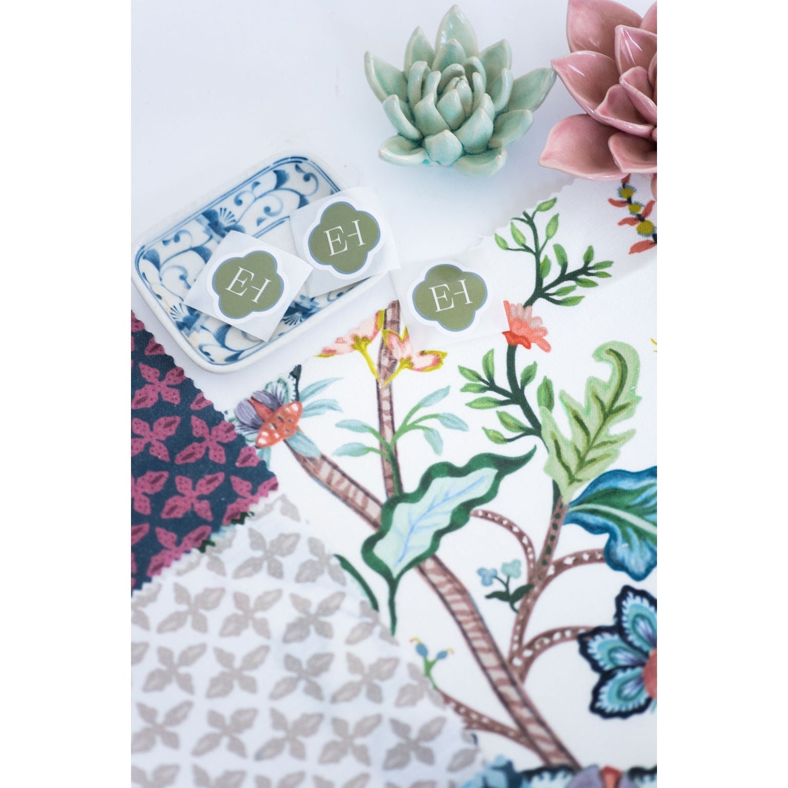 Vera Vine Fabric - White