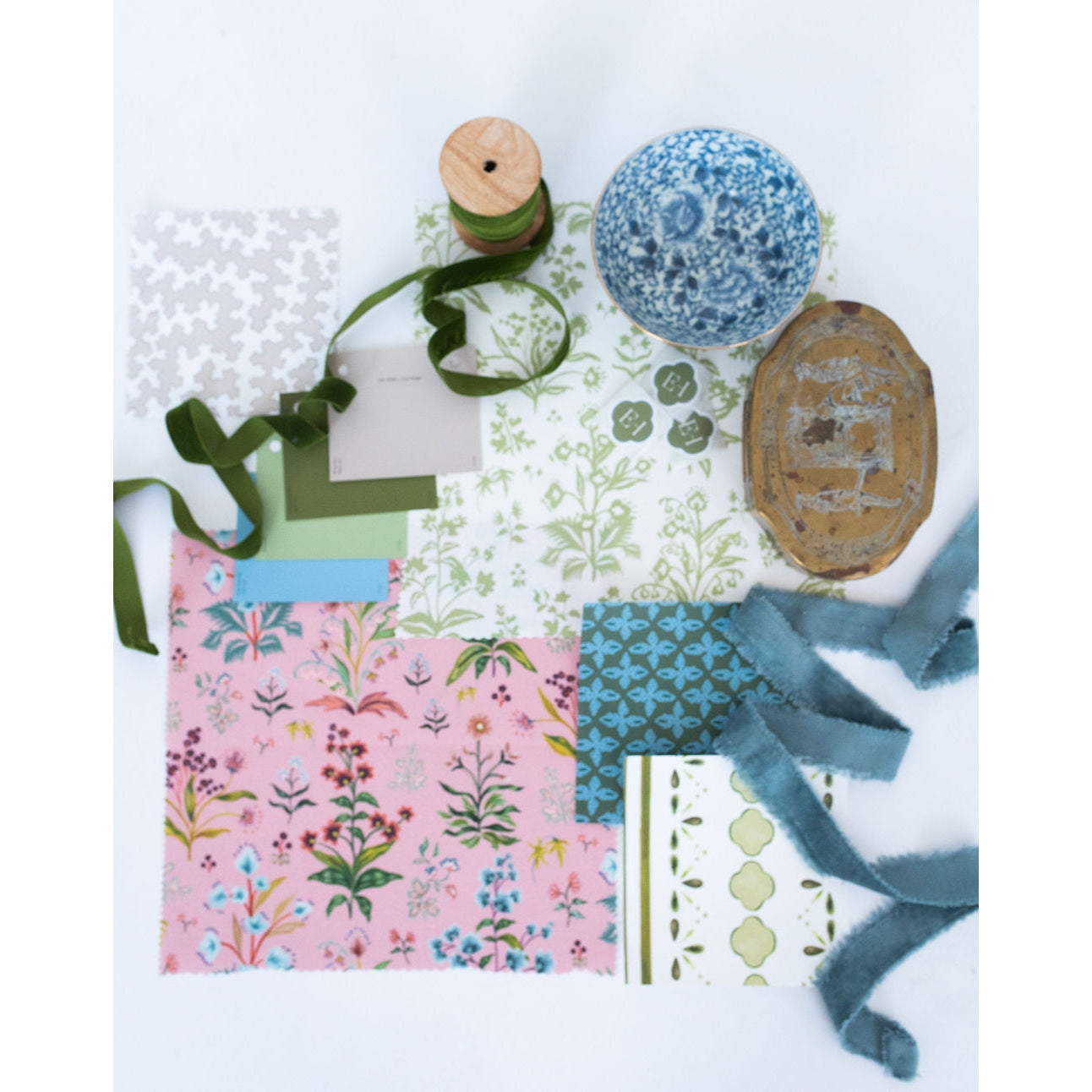 Meadow Fabric - White / Apple
