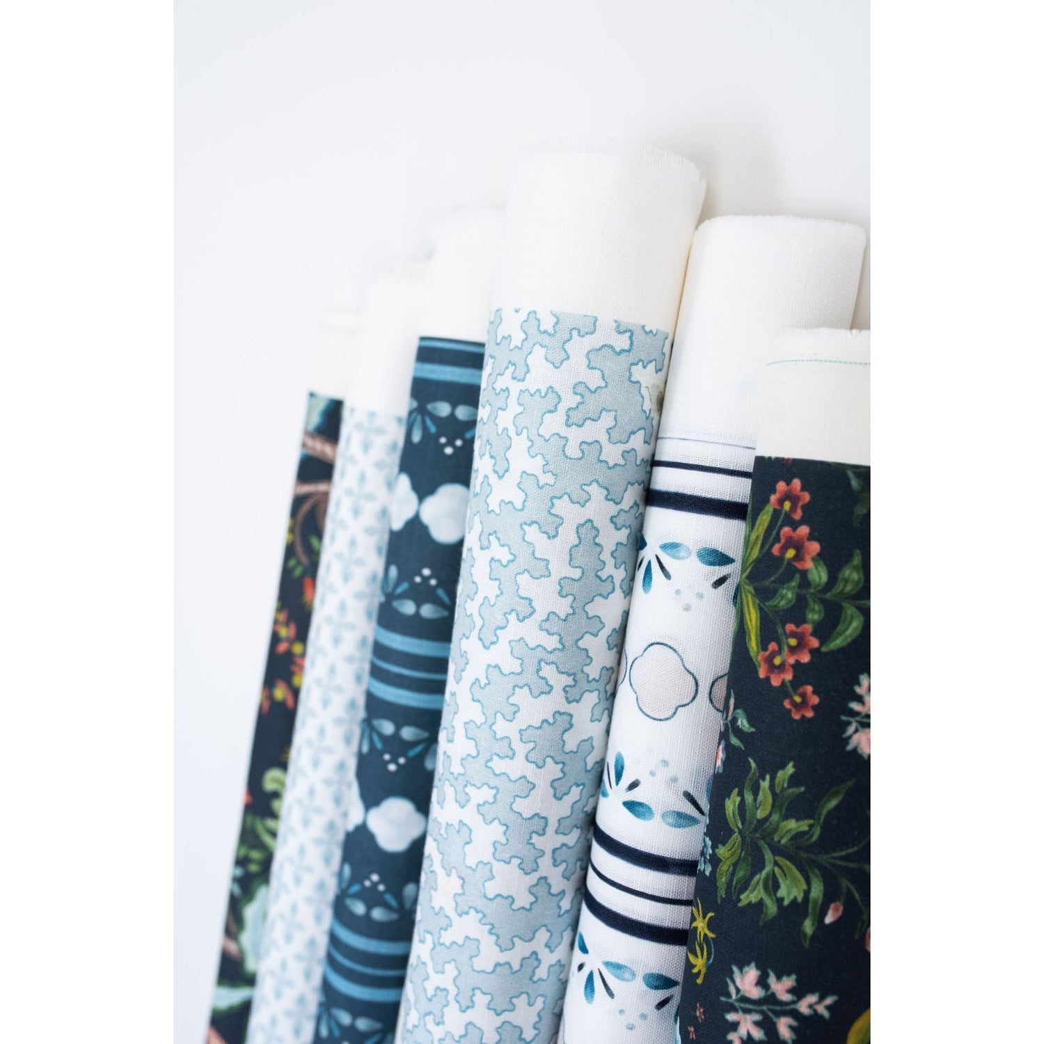 Stratford Fabric - White / Denim
